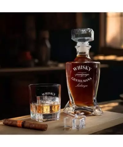 Zestaw do Whisky Karafka + Szklanki z Grawerem na Prezent Twisted - 7