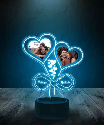 lampka_led_3d_plexido_prezent_na_walentynki_serca_ze_zdjęciami