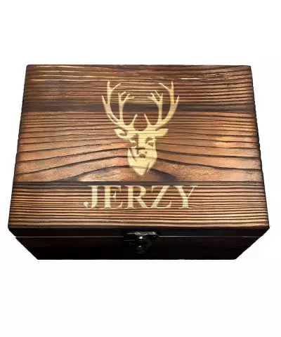 Set of Whiskey Glasses Engraved Box + Chilling Stones