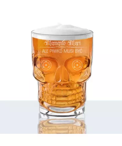 Bierkrug aus Glas mit hochwertiger Totenkopf-Gravur